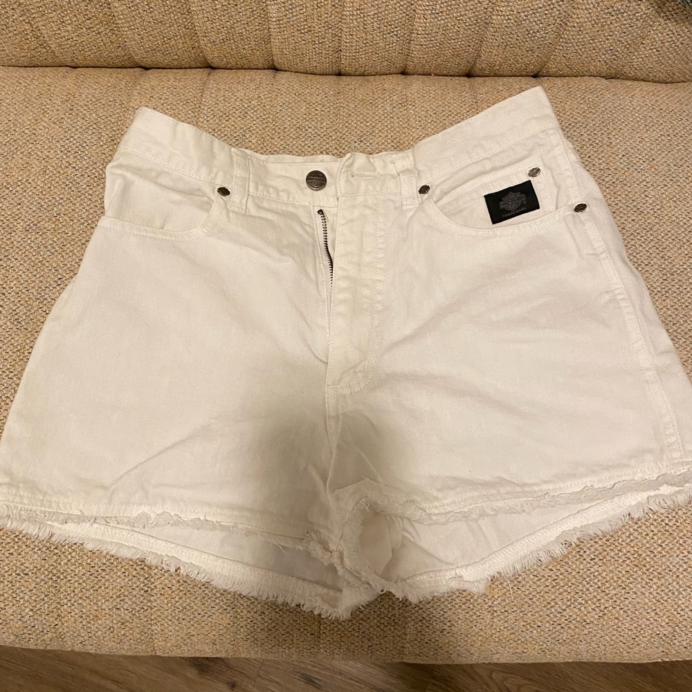 Vintage Harley Davidson white jean shorts size 6